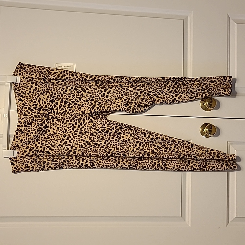 No Comment leopard leggings sz 3x NWT